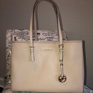 Michael Kors bag- ballet pink saffiano large